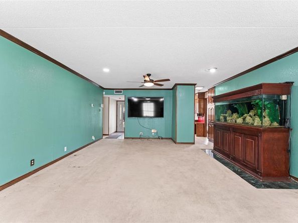 1054  Shadow Wood Lane , Lewisville Texas 75067