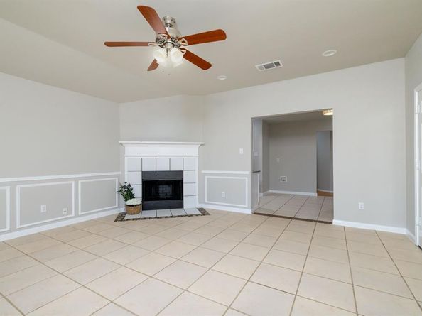 511  Hollyberry Drive , Mansfield Texas 76063