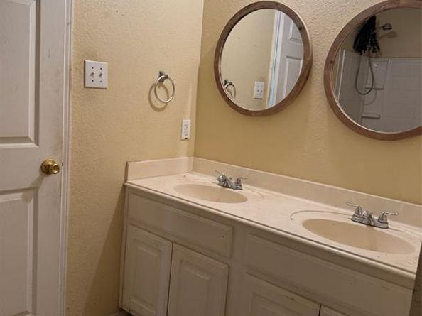 1513  Timber Ridge Drive , Rockwall Texas 75032