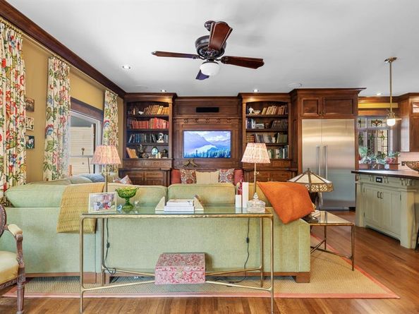 4901  Victor Street , Dallas Texas 75214
