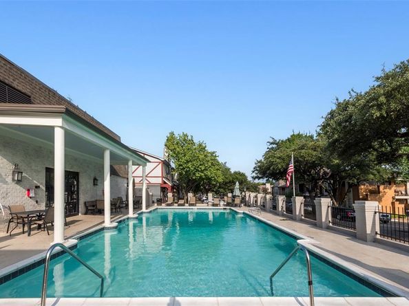 15909  Coolwood Drive  2052, Dallas Texas 75248