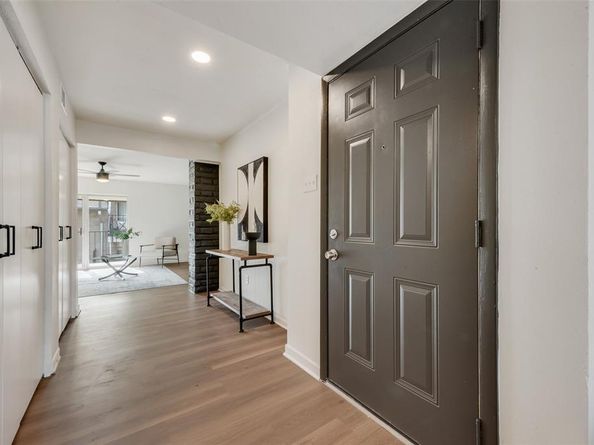 15909  Coolwood Drive  2052, Dallas Texas 75248