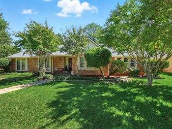 1506 N Valley Parkway 