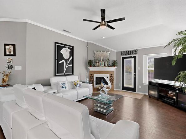 6619  Fairglen Drive , Arlington Texas 76002