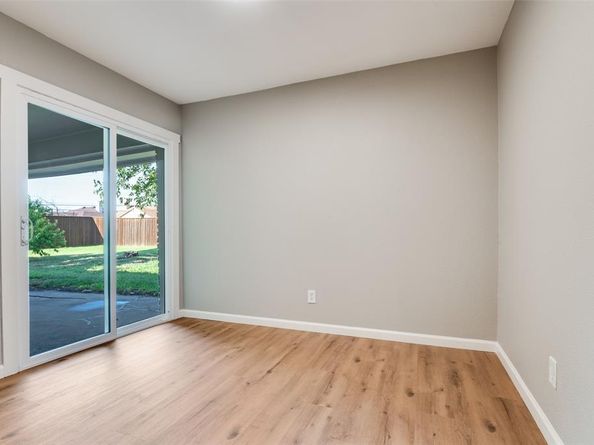 125  Stardust Lane , DeSoto Texas 75115