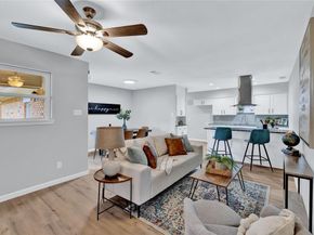 125  Stardust Lane , DeSoto Texas 75115