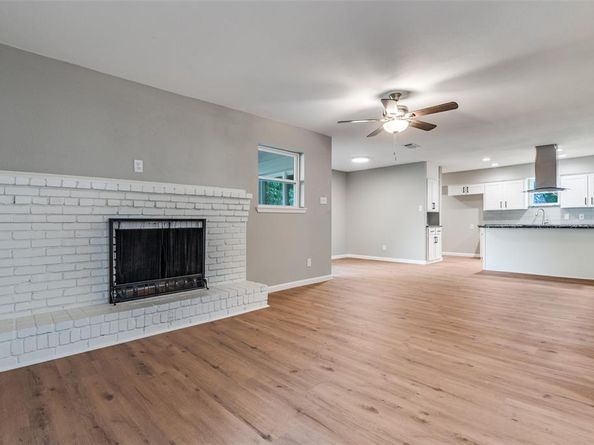 125  Stardust Lane , DeSoto Texas 75115