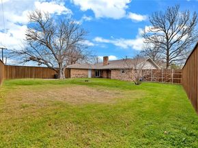 125  Stardust Lane , DeSoto Texas 75115