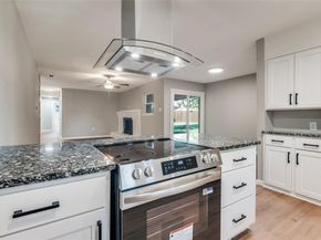 125  Stardust Lane , DeSoto Texas 75115