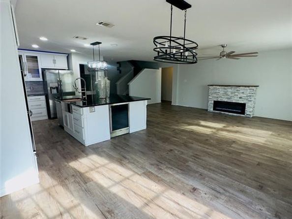 916  Glenndon Drive , Fort Worth Texas 76120
