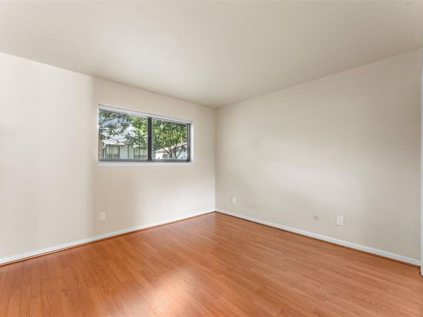 13643  Weald Green Street , Dallas Texas 75240