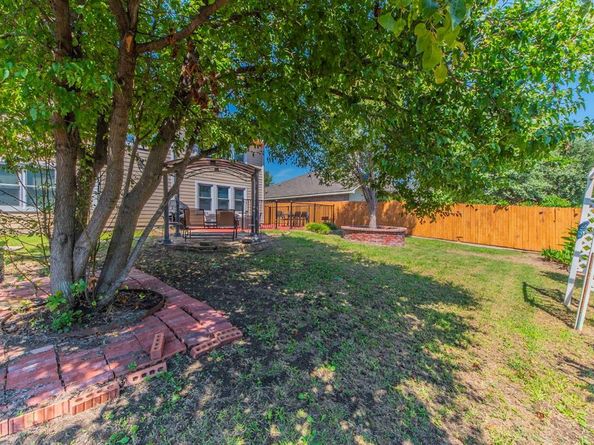 7523  Geneseo Lane , Arlington Texas 76002