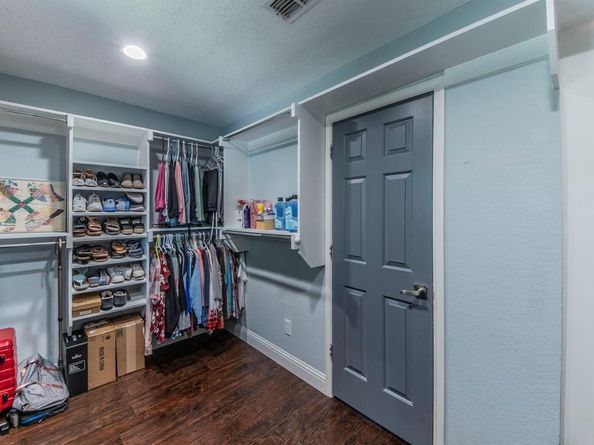 7523  Geneseo Lane , Arlington Texas 76002