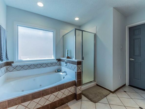 7523  Geneseo Lane , Arlington Texas 76002
