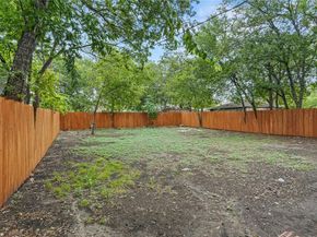 3537  Millet Avenue , Fort Worth Texas 76105