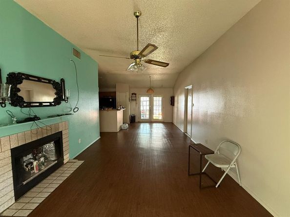 3159  Cross Creek Circle , Grand Prairie Texas 75052