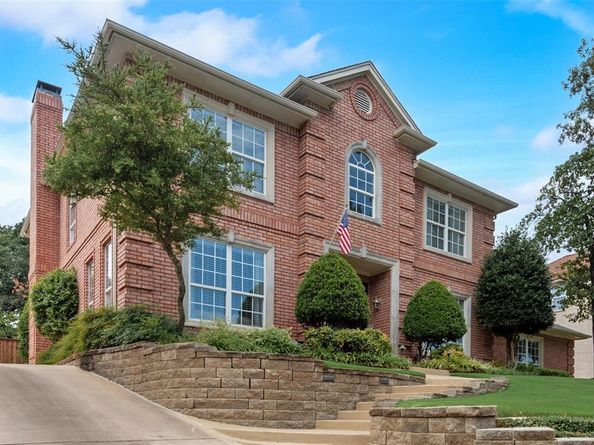 801  Bent Tree Drive , Euless Texas 76039