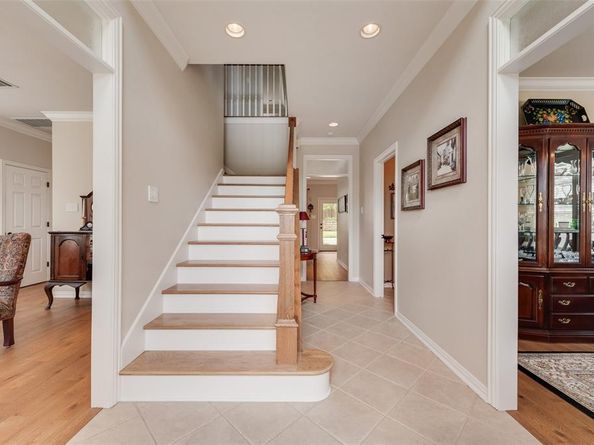 801  Bent Tree Drive , Euless Texas 76039