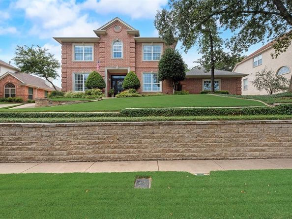 801  Bent Tree Drive , Euless Texas 76039