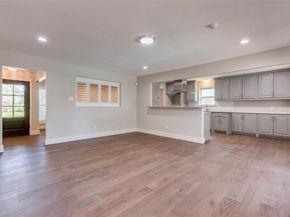 1135  La Mesa Drive , Richardson Texas 75080
