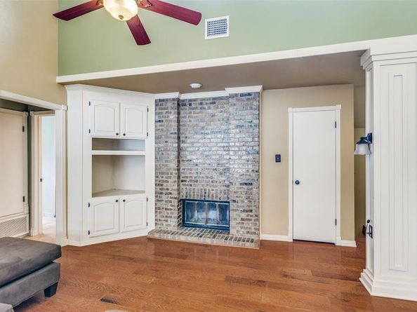 17490  Meandering Way  404, Dallas Texas 75252