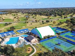 2085  Club Lake Circle , Rockwall Texas 75087