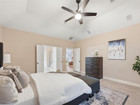 2085  Club Lake Circle , Rockwall Texas 75087