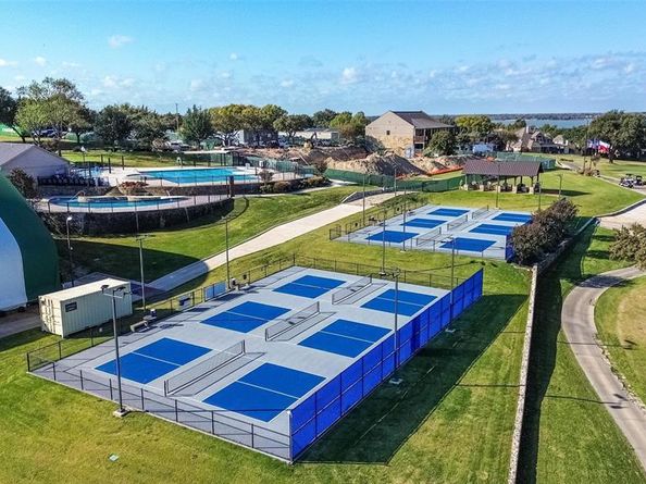 2085  Club Lake Circle , Rockwall Texas 75087