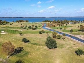 2085  Club Lake Circle , Rockwall Texas 75087