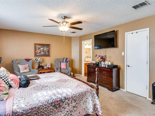 3916  Foxhound Lane , Fort Worth Texas 76123
