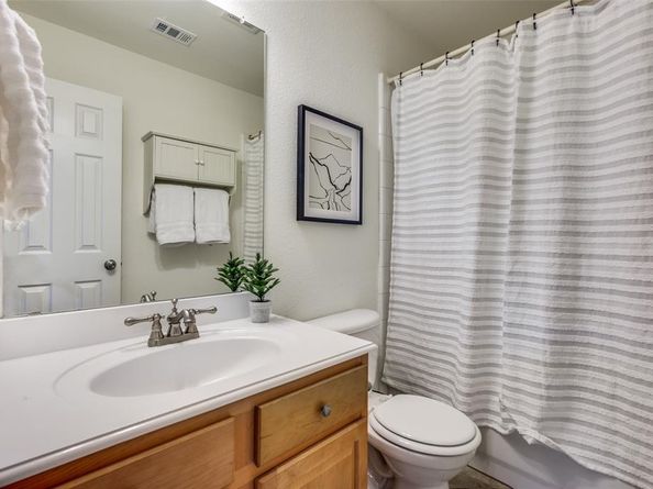 1101  Wisteria Lane , Savannah Texas 76227