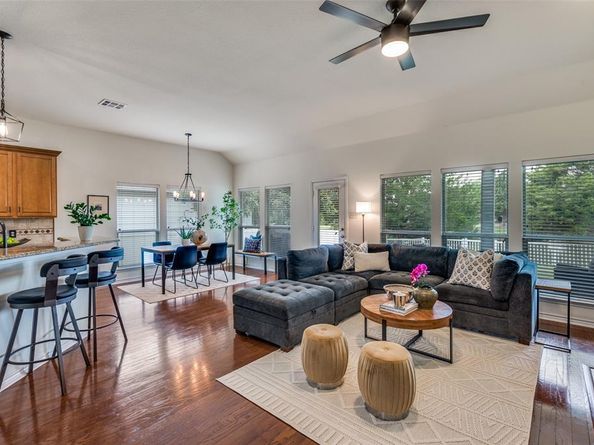 1101  Wisteria Lane , Savannah Texas 76227