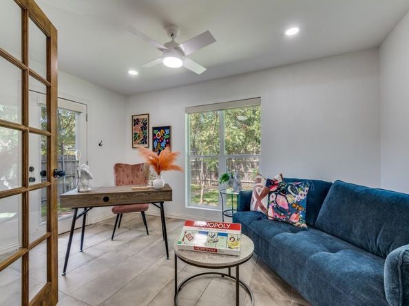 3715  Clover Lane , Dallas Texas 75220