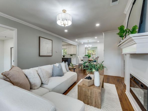 3715  Clover Lane , Dallas Texas 75220
