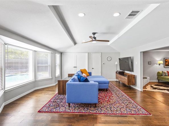 606  Burnwood Drive , Irving Texas 75062