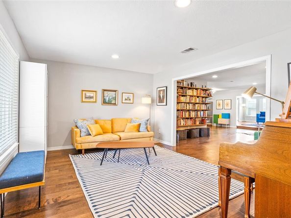 606  Burnwood Drive , Irving Texas 75062