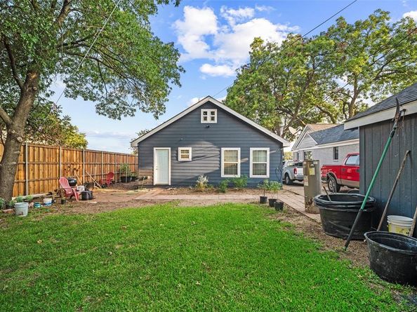 2522 W Jefferson Boulevard , Dallas Texas 75211