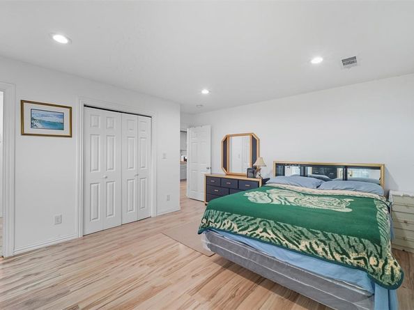 2522 W Jefferson Boulevard , Dallas Texas 75211
