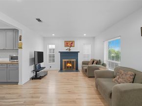 2522 W Jefferson Boulevard , Dallas Texas 75211