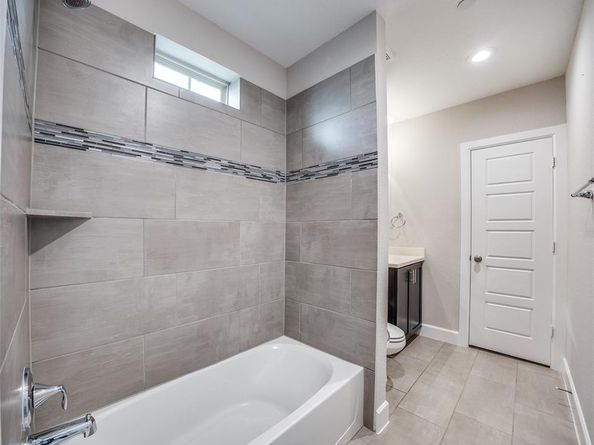 731  Spanish Oaks Place , Dallas Texas 75204