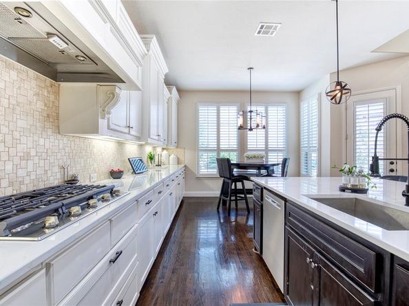 1552  Saddle Tree Road , Frisco Texas 75036