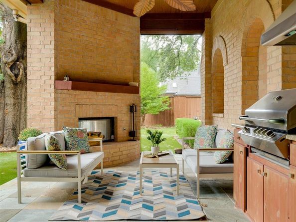 6507  Lupton  , Dallas Texas 75225