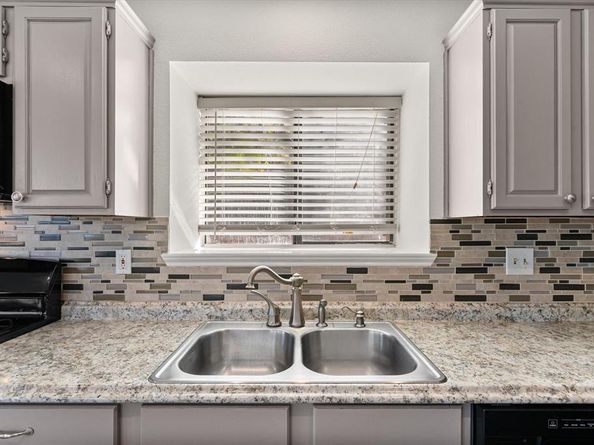 5603  Farris Drive , Arlington Texas 76017