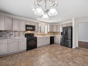 5603  Farris Drive , Arlington Texas 76017