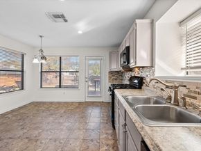 5603  Farris Drive , Arlington Texas 76017