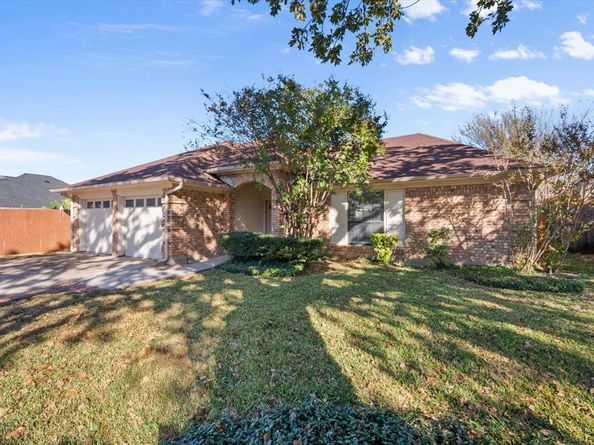 5603  Farris Drive , Arlington Texas 76017