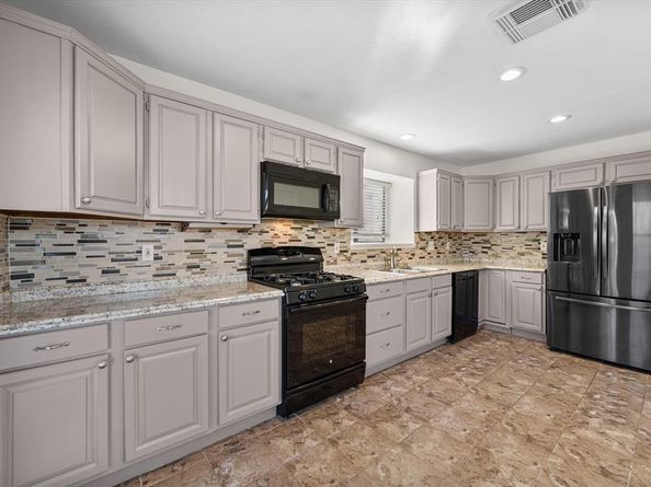 5603  Farris Drive , Arlington Texas 76017