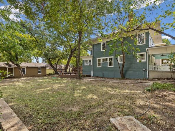 1707  6th Avenue , Fort Worth Texas 76110