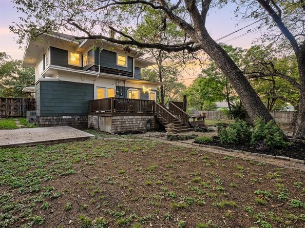 1707  6th Avenue , Fort Worth Texas 76110