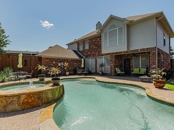 2710  Winterberry Drive 
